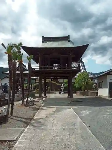 常楽寺の山門