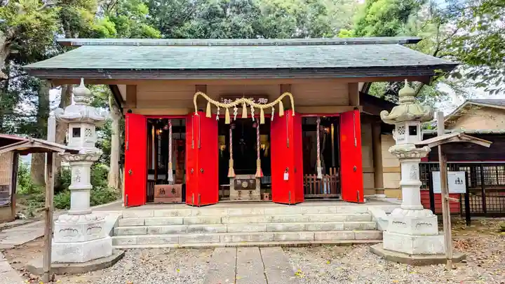 前原御嶽神社の本殿・本堂