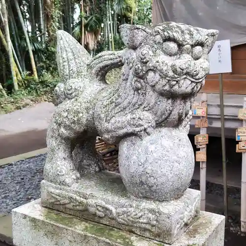 湯江温泉神社の狛犬