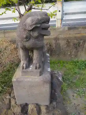 福森稲荷神社の狛犬