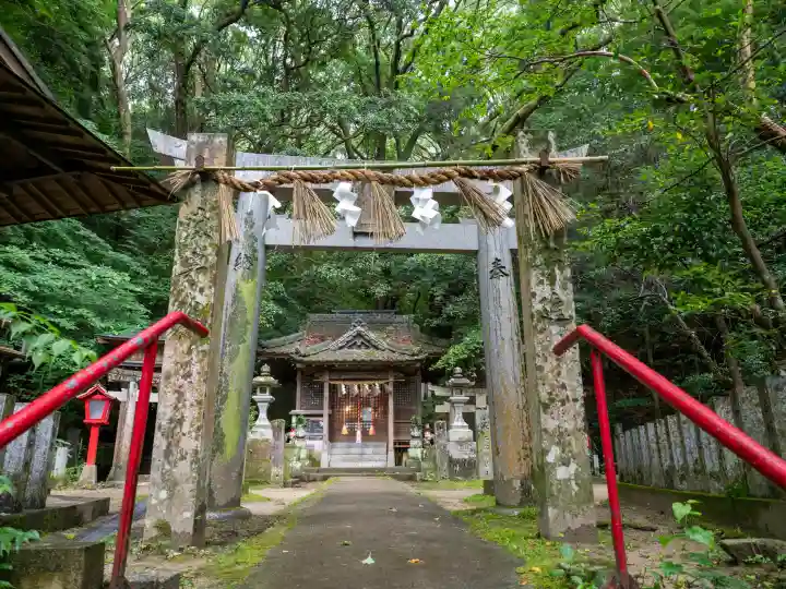 石穴稲荷神社(福岡県)