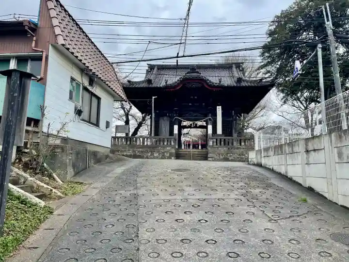三峯神社の{uncategorized: "未分類", other: "その他", undefined: "問題あり", building: "その他建物", grave: "お墓", sacred_gate: "鳥居", guardian: "狛犬", statue: "像", buddha: "仏像", history: "歴史", nature: "自然", garden: "庭園", animal: "動物", pagoda: "塔", temizu: "手水舎", mountain_gate: "山門・神門", sanctuary: "本殿・本堂", subordinate: "末社・摂社", art: "芸術", scenery: "景色", jizo: "地蔵", ema: "絵馬", goshuin: "御朱印", omikuji: "おみくじ", items: "授与品その他", amulet: "お守り", goshuincho: "御朱印帳", eats: "食事", festival: "お祭り", votive_dance: "神楽", shichigosan: "七五三参", wedding: "結婚式", experience: "体験その他", initially: "初詣", around: "周辺", anti_infection: "感染症対策"}