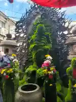 法善寺の{uncategorized: "未分類", other: "その他", undefined: "問題あり", building: "その他建物", grave: "お墓", sacred_gate: "鳥居", guardian: "狛犬", statue: "像", buddha: "仏像", history: "歴史", nature: "自然", garden: "庭園", animal: "動物", pagoda: "塔", temizu: "手水舎", mountain_gate: "山門・神門", sanctuary: "本殿・本堂", subordinate: "末社・摂社", art: "芸術", scenery: "景色", jizo: "地蔵", ema: "絵馬", goshuin: "御朱印", omikuji: "おみくじ", items: "授与品その他", amulet: "お守り", goshuincho: "御朱印帳", eats: "食事", festival: "お祭り", votive_dance: "神楽", shichigosan: "七五三参", wedding: "結婚式", experience: "体験その他", initially: "初詣", around: "周辺", anti_infection: "感染症対策"}