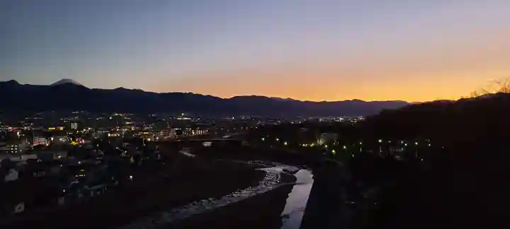 差出磯大嶽山神社 仕事と健康と厄よけの神さま(山梨県)