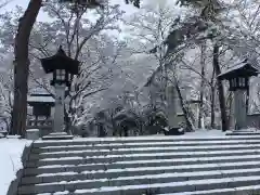 鷹栖神社の庭園