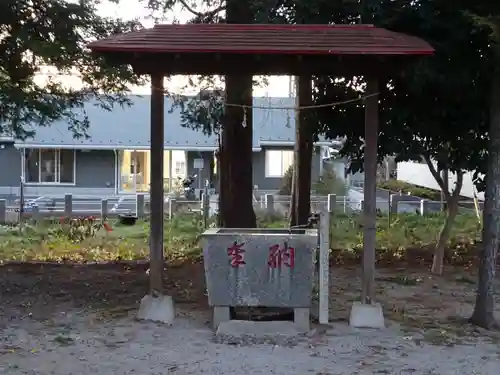 飯田神社の手水舎