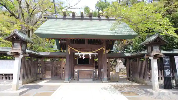 意富比神社の山門・神門