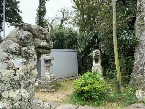 帝跡神社の狛犬