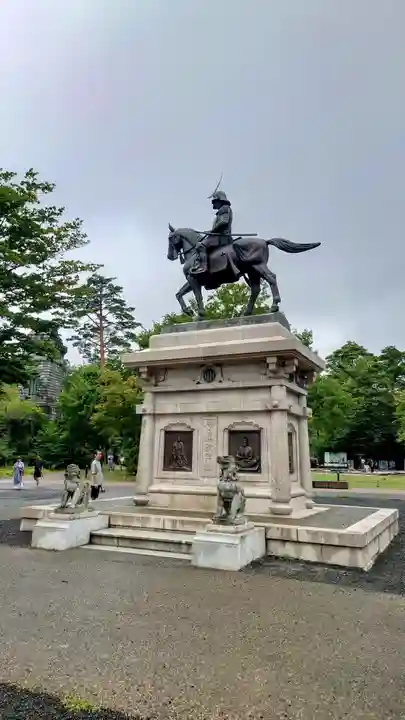宮城縣護國神社の像