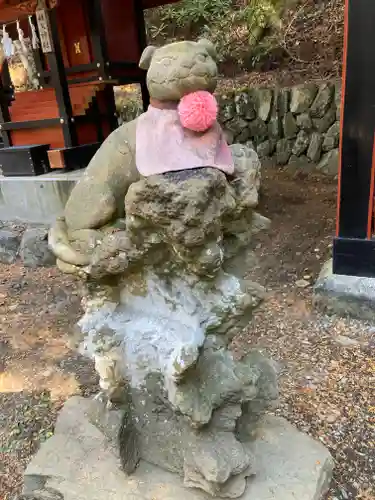 三峯神社の狛犬