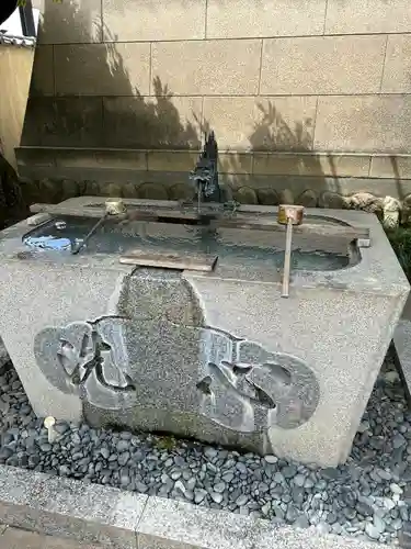 秩父札所十三番 慈眼寺の手水舎