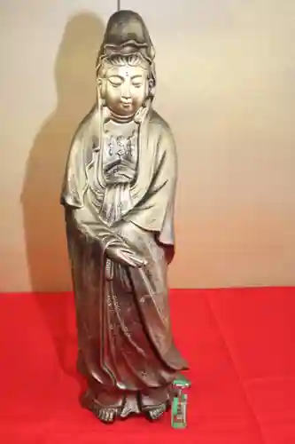 大光院 新田寺の仏像