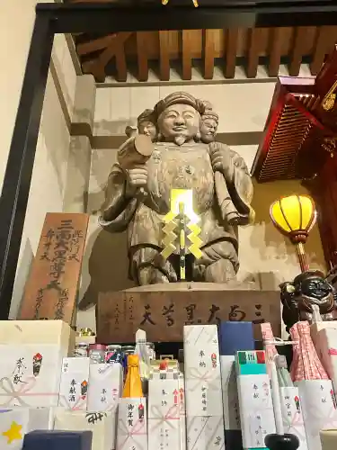 伊勢の国 四天王寺の{uncategorized: "未分類", other: "その他", undefined: "問題あり", building: "その他建物", grave: "お墓", sacred_gate: "鳥居", guardian: "狛犬", statue: "像", buddha: "仏像", history: "歴史", nature: "自然", garden: "庭園", animal: "動物", pagoda: "塔", temizu: "手水舎", mountain_gate: "山門・神門", sanctuary: "本殿・本堂", subordinate: "末社・摂社", art: "芸術", scenery: "景色", jizo: "地蔵", ema: "絵馬", goshuin: "御朱印", omikuji: "おみくじ", items: "授与品その他", amulet: "お守り", goshuincho: "御朱印帳", eats: "食事", festival: "お祭り", votive_dance: "神楽", shichigosan: "七五三参", wedding: "結婚式", experience: "体験その他", initially: "初詣", around: "周辺", anti_infection: "感染症対策"}