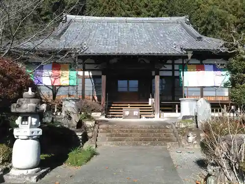 善導寺の本殿・本堂