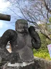 熊野神社の像