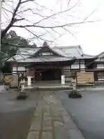 文殊寺の本殿・本堂