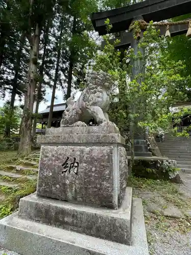 諏訪大社上社前宮の狛犬