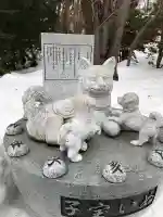 住吉神社の{uncategorized: "未分類", other: "その他", undefined: "問題あり", building: "その他建物", grave: "お墓", sacred_gate: "鳥居", guardian: "狛犬", statue: "像", buddha: "仏像", history: "歴史", nature: "自然", garden: "庭園", animal: "動物", pagoda: "塔", temizu: "手水舎", mountain_gate: "山門・神門", sanctuary: "本殿・本堂", subordinate: "末社・摂社", art: "芸術", scenery: "景色", jizo: "地蔵", ema: "絵馬", goshuin: "御朱印", omikuji: "おみくじ", items: "授与品その他", amulet: "お守り", goshuincho: "御朱印帳", eats: "食事", festival: "お祭り", votive_dance: "神楽", shichigosan: "七五三参", wedding: "結婚式", experience: "体験その他", initially: "初詣", around: "周辺", anti_infection: "感染症対策"}