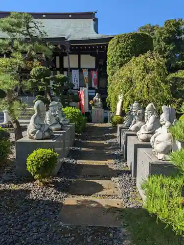 貞福寺の像