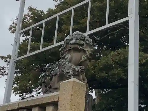 叶神社（東叶神社）の狛犬