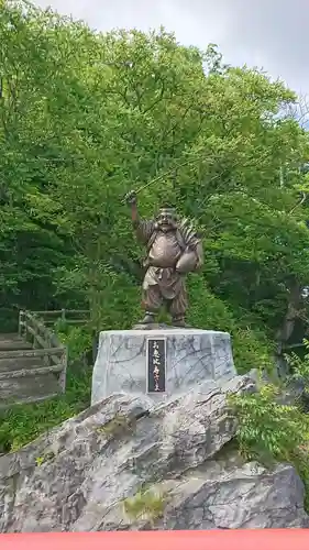 五十鈴神社の像