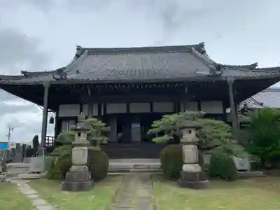泉称寺の本殿・本堂