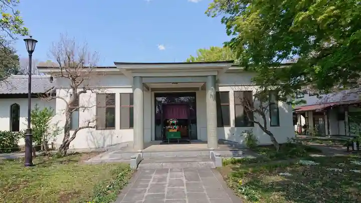 東郷寺の本殿・本堂