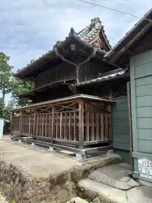 大杉神社の{uncategorized: "未分類", other: "その他", undefined: "問題あり", building: "その他建物", grave: "お墓", sacred_gate: "鳥居", guardian: "狛犬", statue: "像", buddha: "仏像", history: "歴史", nature: "自然", garden: "庭園", animal: "動物", pagoda: "塔", temizu: "手水舎", mountain_gate: "山門・神門", sanctuary: "本殿・本堂", subordinate: "末社・摂社", art: "芸術", scenery: "景色", jizo: "地蔵", ema: "絵馬", goshuin: "御朱印", omikuji: "おみくじ", items: "授与品その他", amulet: "お守り", goshuincho: "御朱印帳", eats: "食事", festival: "お祭り", votive_dance: "神楽", shichigosan: "七五三参", wedding: "結婚式", experience: "体験その他", initially: "初詣", around: "周辺", anti_infection: "感染症対策"}