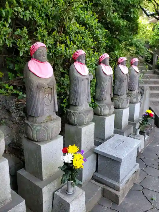 東長谷寺 薬王院の地蔵