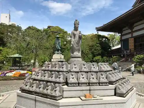 西新井大師総持寺の仏像