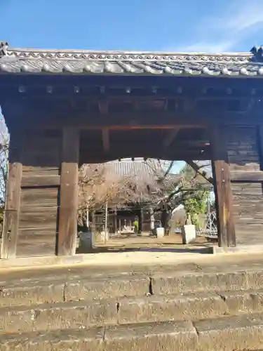 法雲寺の山門