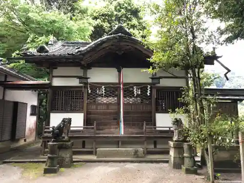 白髭神社の本殿