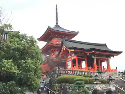清水寺の山門・神門