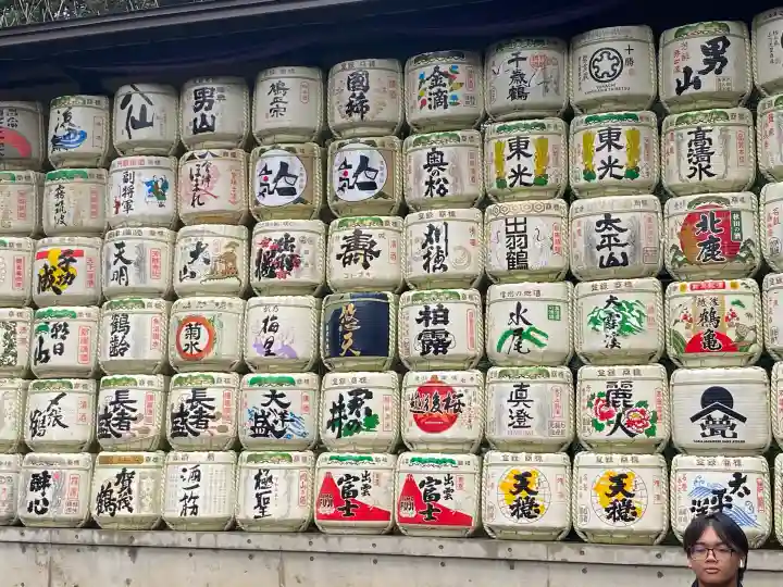 明治神宮の{uncategorized: "未分類", other: "その他", undefined: "問題あり", building: "その他建物", grave: "お墓", sacred_gate: "鳥居", guardian: "狛犬", statue: "像", buddha: "仏像", history: "歴史", nature: "自然", garden: "庭園", animal: "動物", pagoda: "塔", temizu: "手水舎", mountain_gate: "山門・神門", sanctuary: "本殿・本堂", subordinate: "末社・摂社", art: "芸術", scenery: "景色", jizo: "地蔵", ema: "絵馬", goshuin: "御朱印", omikuji: "おみくじ", items: "授与品その他", amulet: "お守り", goshuincho: "御朱印帳", eats: "食事", festival: "お祭り", votive_dance: "神楽", shichigosan: "七五三参", wedding: "結婚式", experience: "体験その他", initially: "初詣", around: "周辺", anti_infection: "感染症対策"}