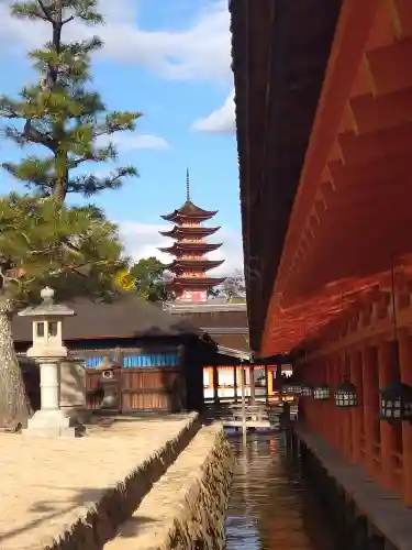 厳島神社の建物その他