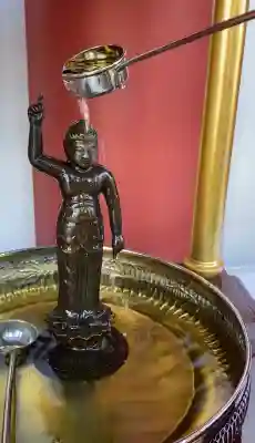 寛永寺不忍池弁天堂の{uncategorized: "未分類", other: "その他", undefined: "問題あり", building: "その他建物", grave: "お墓", sacred_gate: "鳥居", guardian: "狛犬", statue: "像", buddha: "仏像", history: "歴史", nature: "自然", garden: "庭園", animal: "動物", pagoda: "塔", temizu: "手水舎", mountain_gate: "山門・神門", sanctuary: "本殿・本堂", subordinate: "末社・摂社", art: "芸術", scenery: "景色", jizo: "地蔵", ema: "絵馬", goshuin: "御朱印", omikuji: "おみくじ", items: "授与品その他", amulet: "お守り", goshuincho: "御朱印帳", eats: "食事", festival: "お祭り", votive_dance: "神楽", shichigosan: "七五三参", wedding: "結婚式", experience: "体験その他", initially: "初詣", around: "周辺", anti_infection: "感染症対策"}