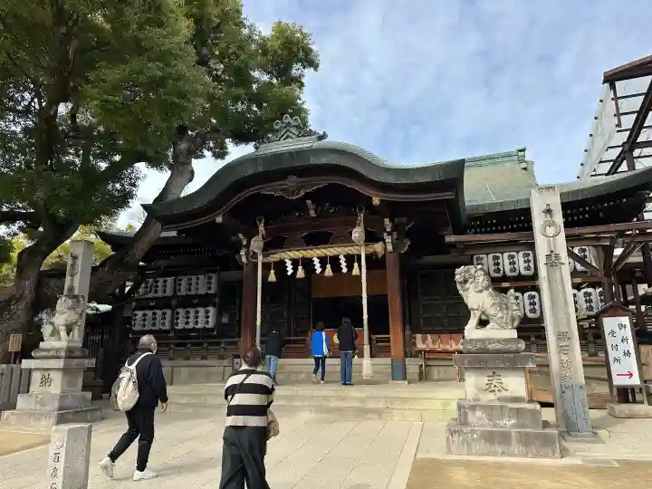 石切劔箭神社の{uncategorized: "未分類", other: "その他", undefined: "問題あり", building: "その他建物", grave: "お墓", sacred_gate: "鳥居", guardian: "狛犬", statue: "像", buddha: "仏像", history: "歴史", nature: "自然", garden: "庭園", animal: "動物", pagoda: "塔", temizu: "手水舎", mountain_gate: "山門・神門", sanctuary: "本殿・本堂", subordinate: "末社・摂社", art: "芸術", scenery: "景色", jizo: "地蔵", ema: "絵馬", goshuin: "御朱印", omikuji: "おみくじ", items: "授与品その他", amulet: "お守り", goshuincho: "御朱印帳", eats: "食事", festival: "お祭り", votive_dance: "神楽", shichigosan: "七五三参", wedding: "結婚式", experience: "体験その他", initially: "初詣", around: "周辺", anti_infection: "感染症対策"}