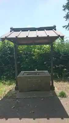 土屋稲荷神社の手水舎