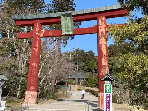 志波彦神社・鹽竈神社の鳥居