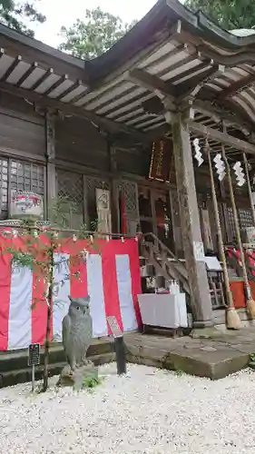 鷲子山上神社の本殿・本堂
