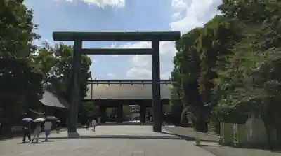 靖國神社の鳥居