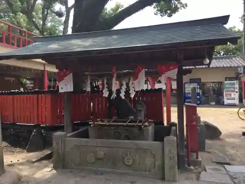 瓢箪山稲荷神社の手水