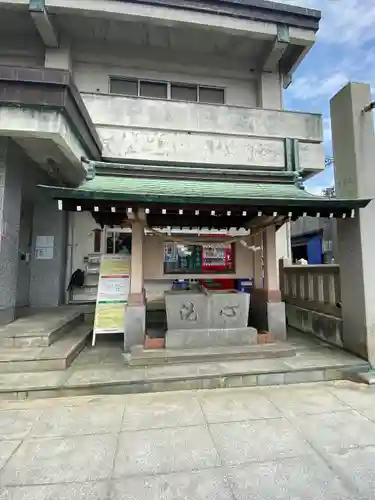 岩屋神社(兵庫県)