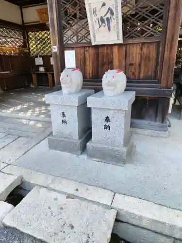 三尾神社の{uncategorized: "未分類", other: "その他", undefined: "問題あり", building: "その他建物", grave: "お墓", sacred_gate: "鳥居", guardian: "狛犬", statue: "像", buddha: "仏像", history: "歴史", nature: "自然", garden: "庭園", animal: "動物", pagoda: "塔", temizu: "手水舎", mountain_gate: "山門・神門", sanctuary: "本殿・本堂", subordinate: "末社・摂社", art: "芸術", scenery: "景色", jizo: "地蔵", ema: "絵馬", goshuin: "御朱印", omikuji: "おみくじ", items: "授与品その他", amulet: "お守り", goshuincho: "御朱印帳", eats: "食事", festival: "お祭り", votive_dance: "神楽", shichigosan: "七五三参", wedding: "結婚式", experience: "体験その他", initially: "初詣", around: "周辺", anti_infection: "感染症対策"}