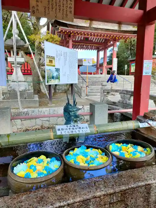 津島神社の手水舎