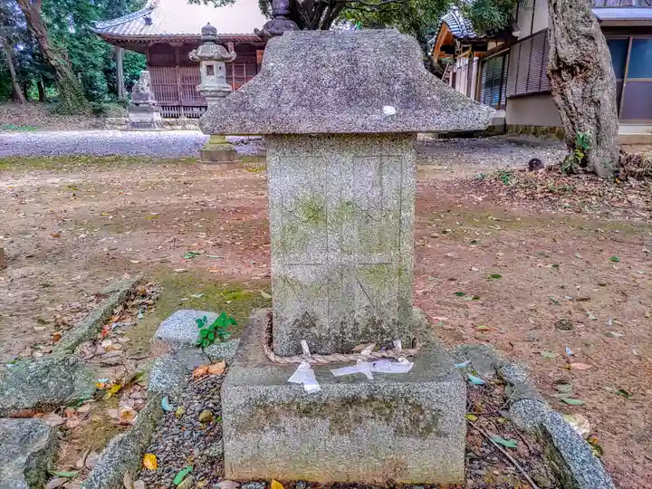 白鳥神社(白鳥町)の末社・摂社
