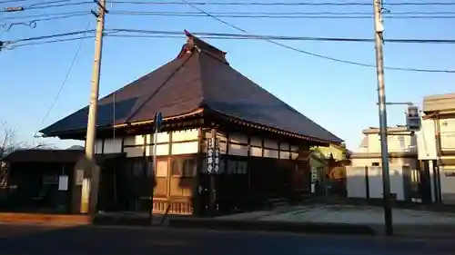 當勝寺の本殿・本堂