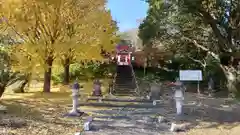 小烏神社の建物その他