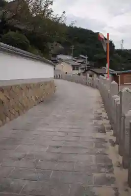 海龍寺の周辺