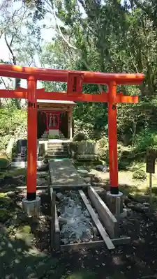 洲崎神社の末社・摂社